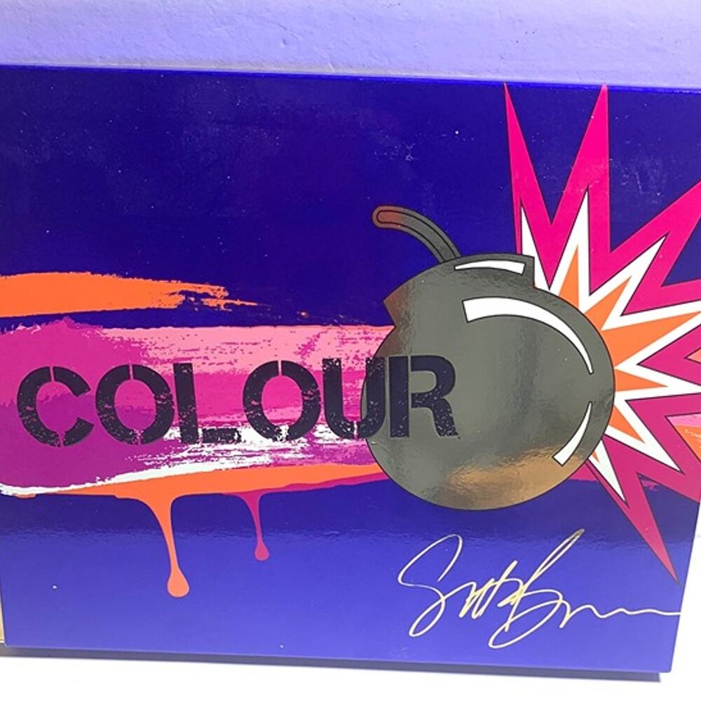 Colour Bomb Eyeshadow Eye Shadow Palette